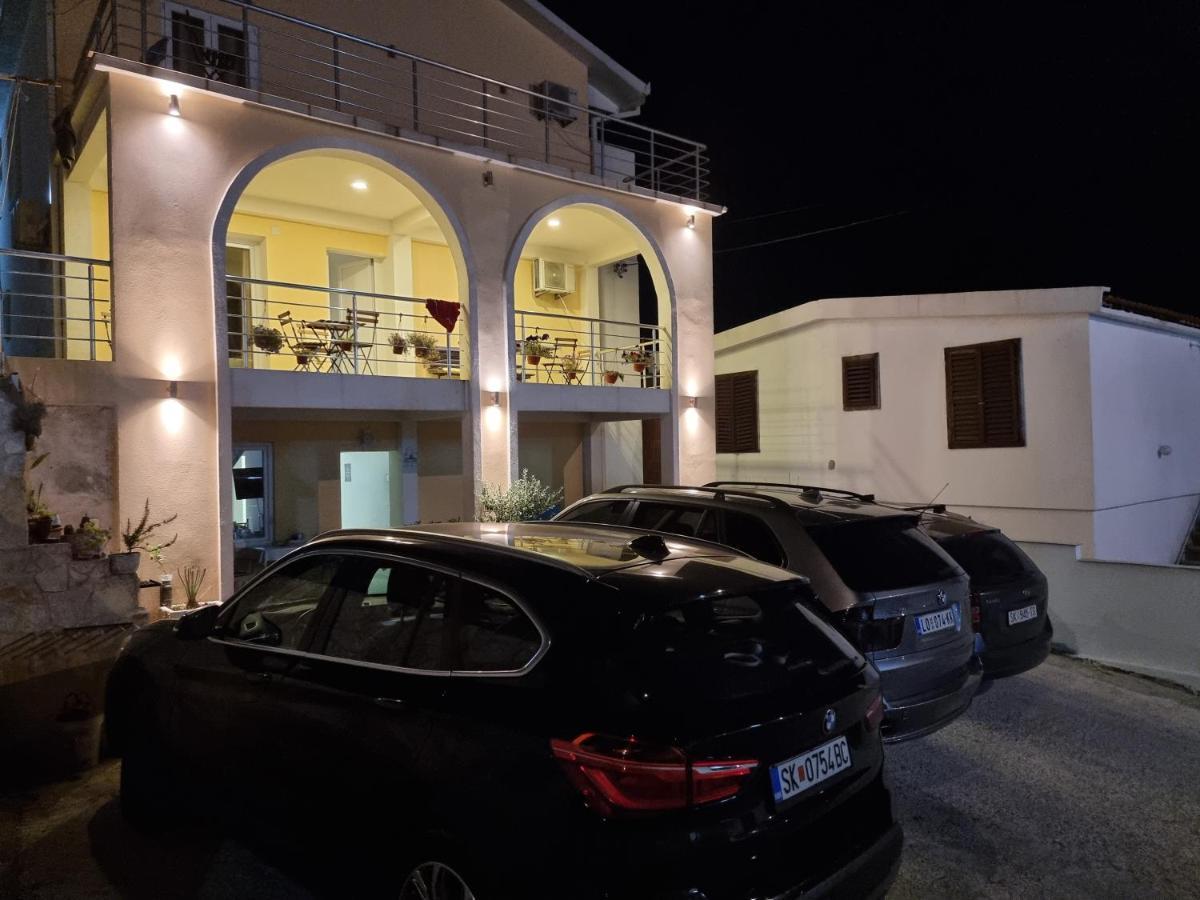 In Villa Guesthouse Sutomore Exterior foto