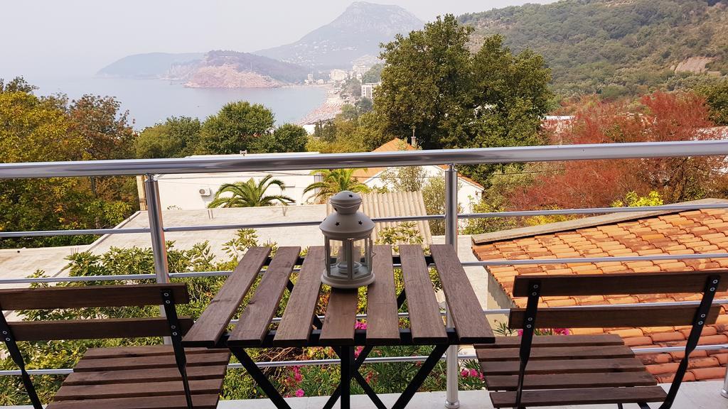 In Villa Guesthouse Sutomore Exterior foto